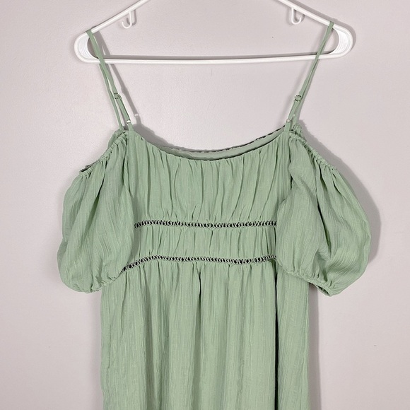 ASTR The Label Holland Ruffle Off-Shoulder Tiered Midi Dress size medium - Picture 8 of 12